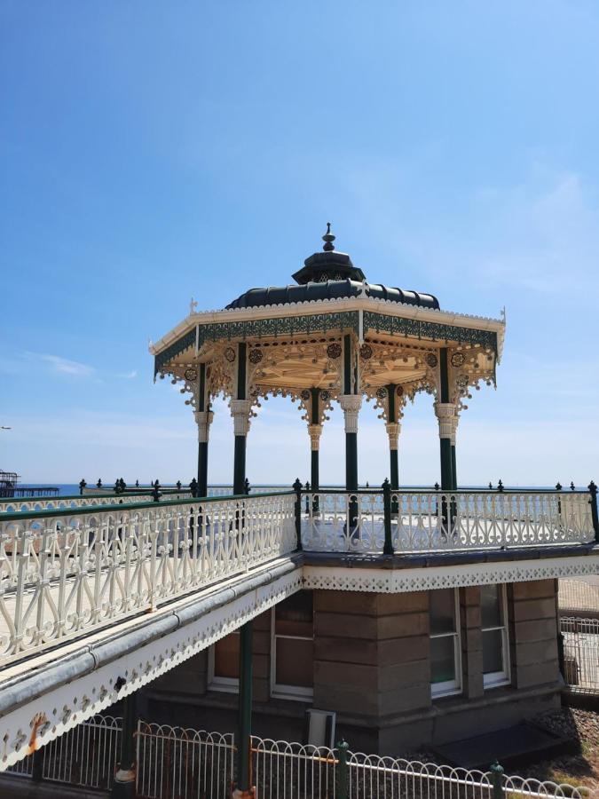 99 Steps To The Sea Hove