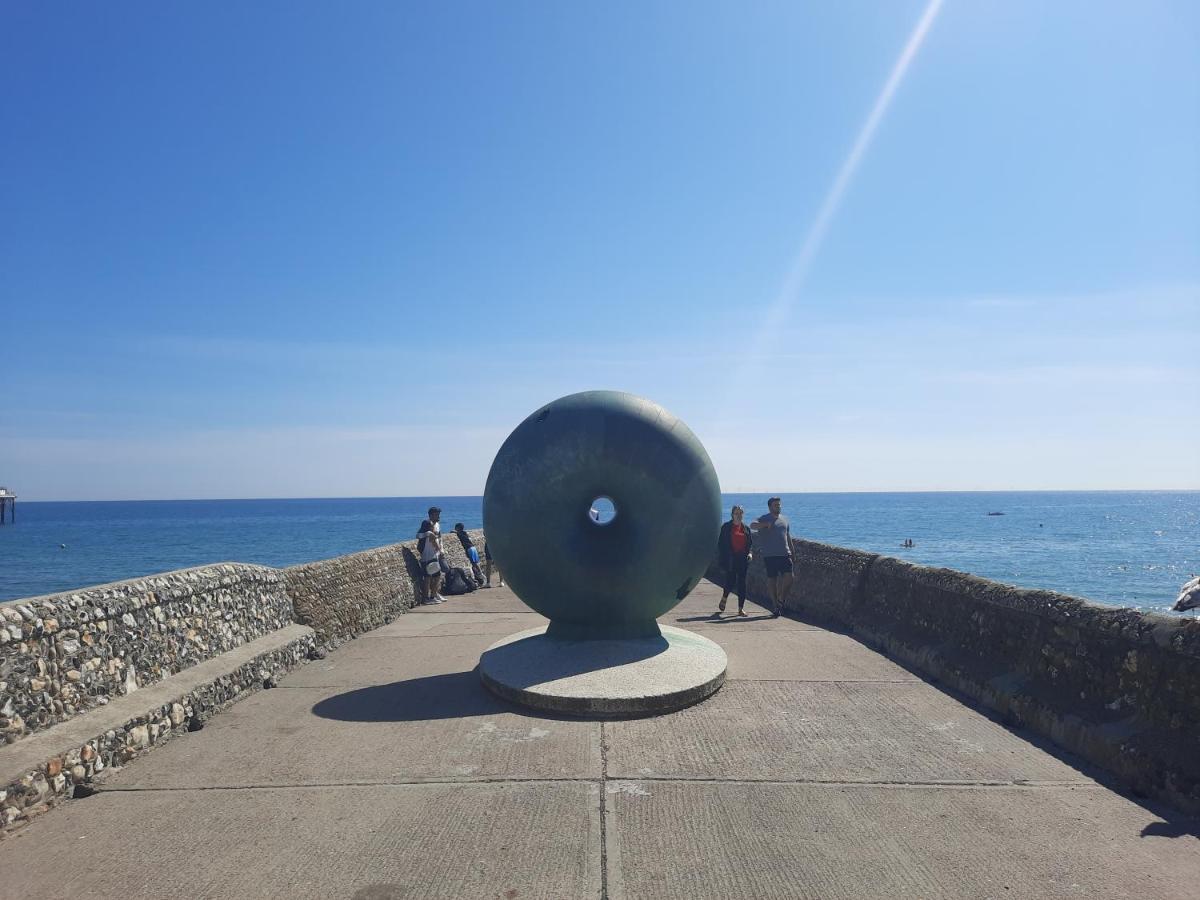 99 Steps To The Sea Appartement Hove